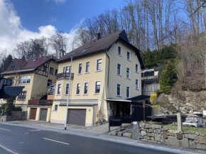 Waldblickwohnung mit Kamin